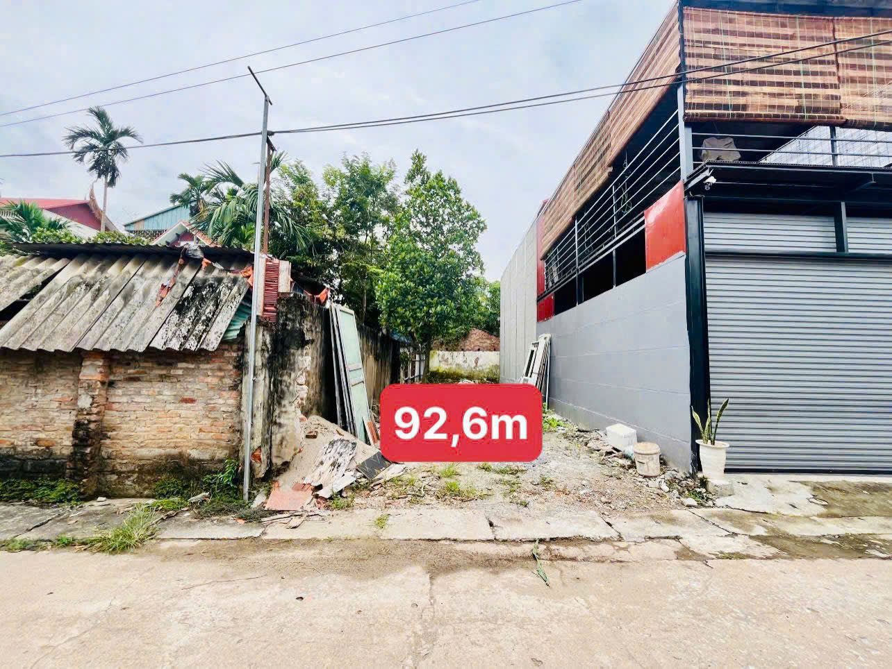 92,6M Chúc Đồng-Thụy Hương đất vuông đẹp giá khoảng 5 tỷ 92,6M Chúc Đồng-Thụy Hương đất vuông đẹp giá khoảng 5 tỷ